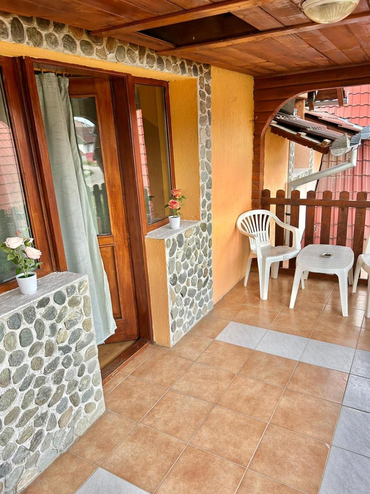 Pensiunea Casa Nina Cîrţişoara Camera foto